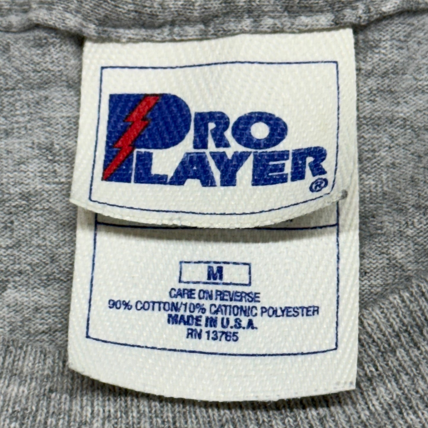 Cleveland Indians, Vintage 1997 Pro Player T-shirt, Size: Medium