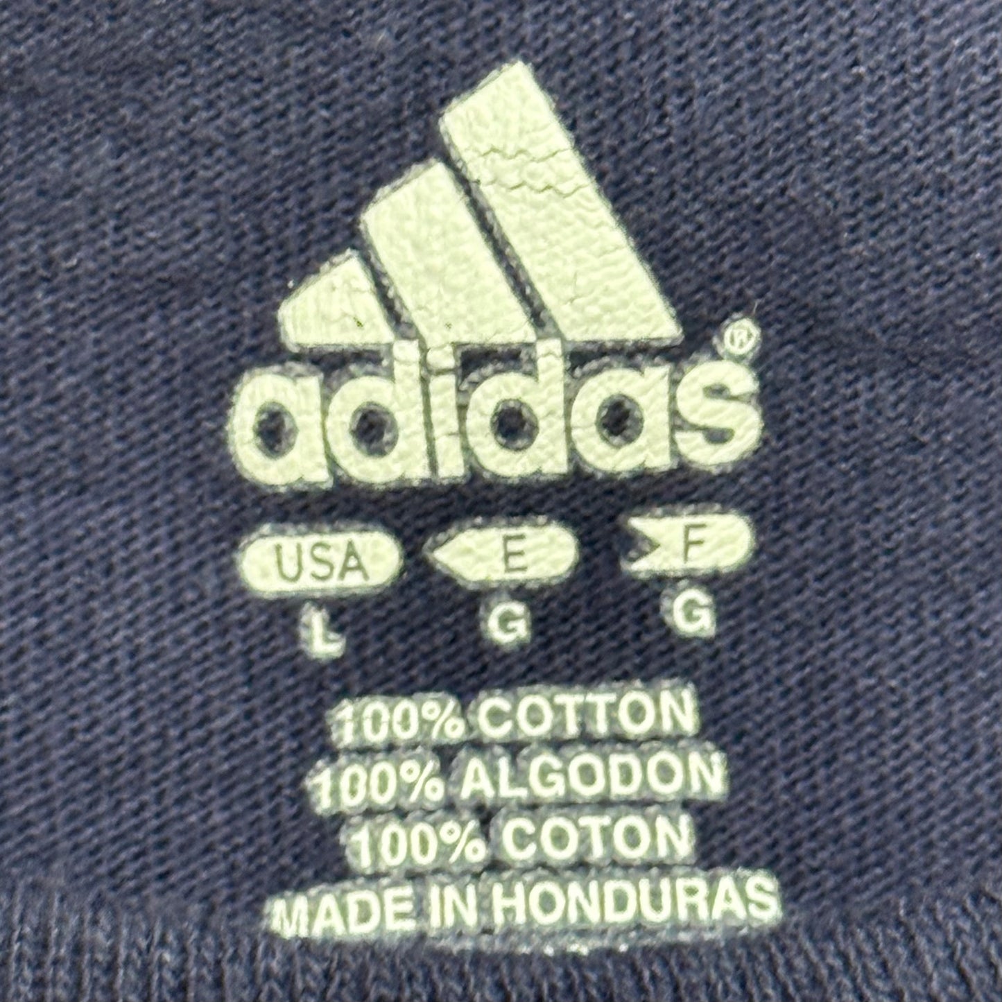 Cleveland Cavaliers, 2007 “Clevelands King” Lebron James T-shirt, Size: Large