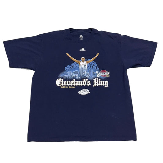 Cleveland Cavaliers, 2007 “Clevelands King” Lebron James T-shirt, Size: Large