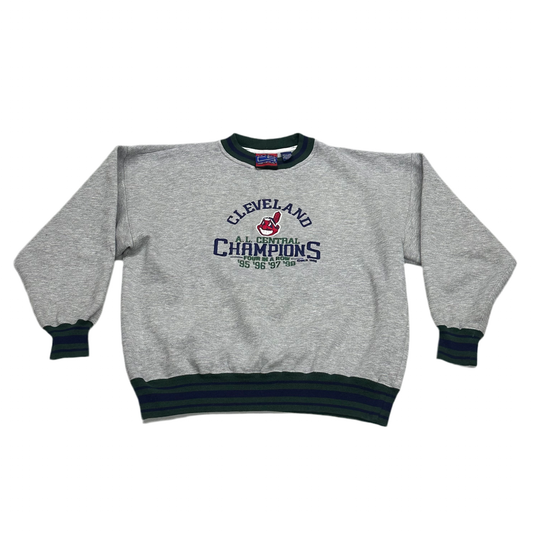 Cleveland Indians, Vintage 1998 Embroidered Sweatshirt, Size: Large