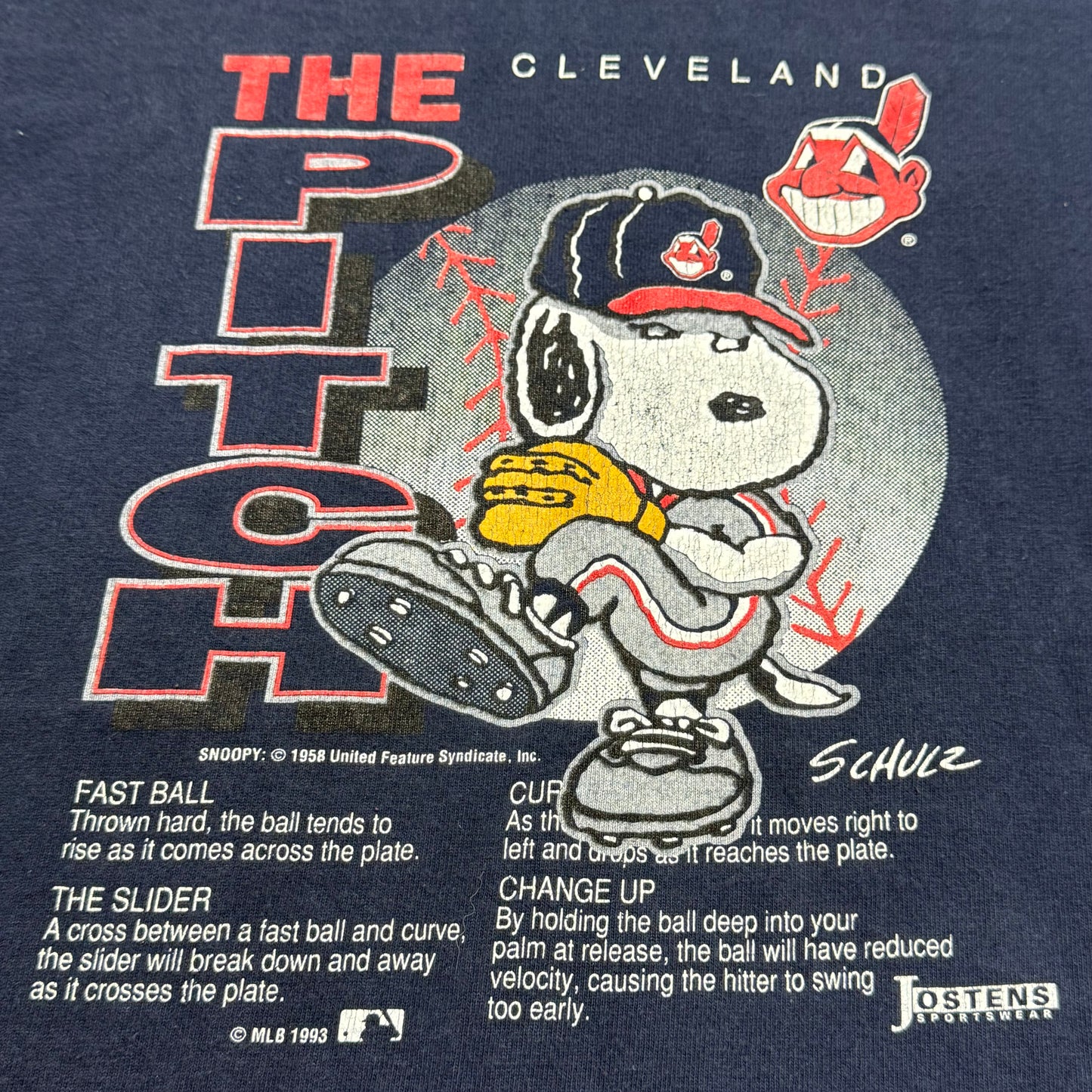 Cleveland Indians, 1993 Snoopy Hooded T-shirt, Size: Medium